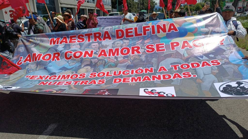 Hartos de la desatención del gobierno de Delfina, llaman organizaciones a manifestaciones y plantón indefinido frente a&nbsp;Palacio