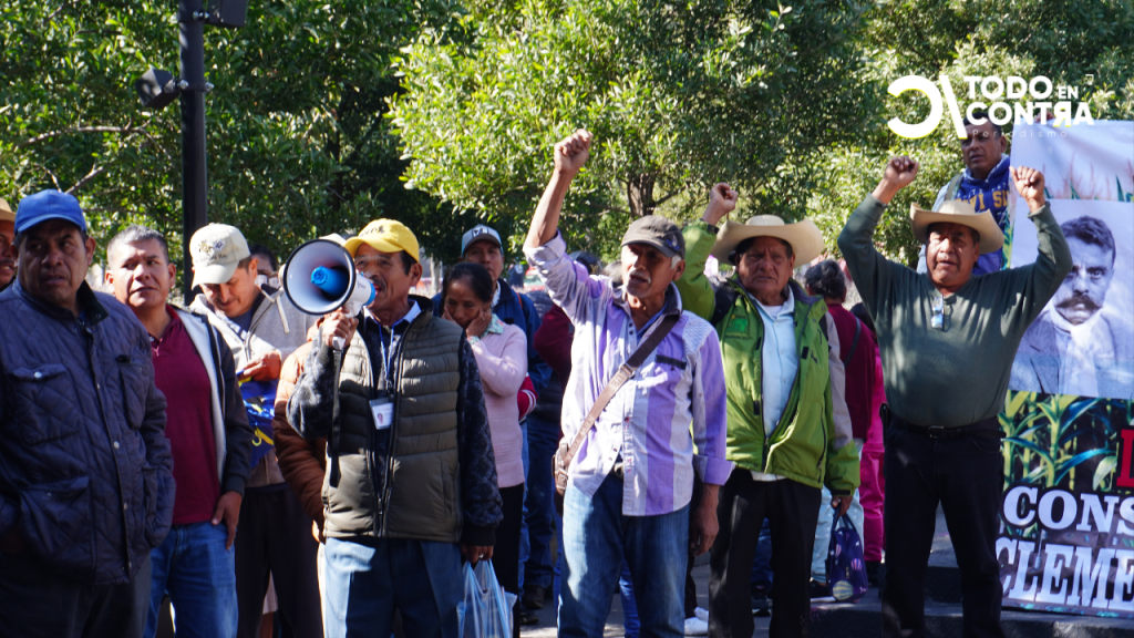 San Juan Acatitlán entrega solicitud al Congreso mexiquense para que se le reconozca como municipio&nbsp;indígena